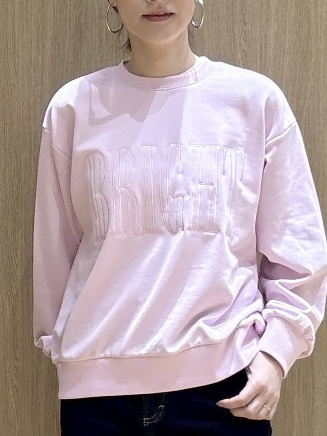たけねぇさんの「OPAQUE.CLIP｜ロゴ刺繍裏毛トップス【洗濯機OK】」を使ったコーディネート
