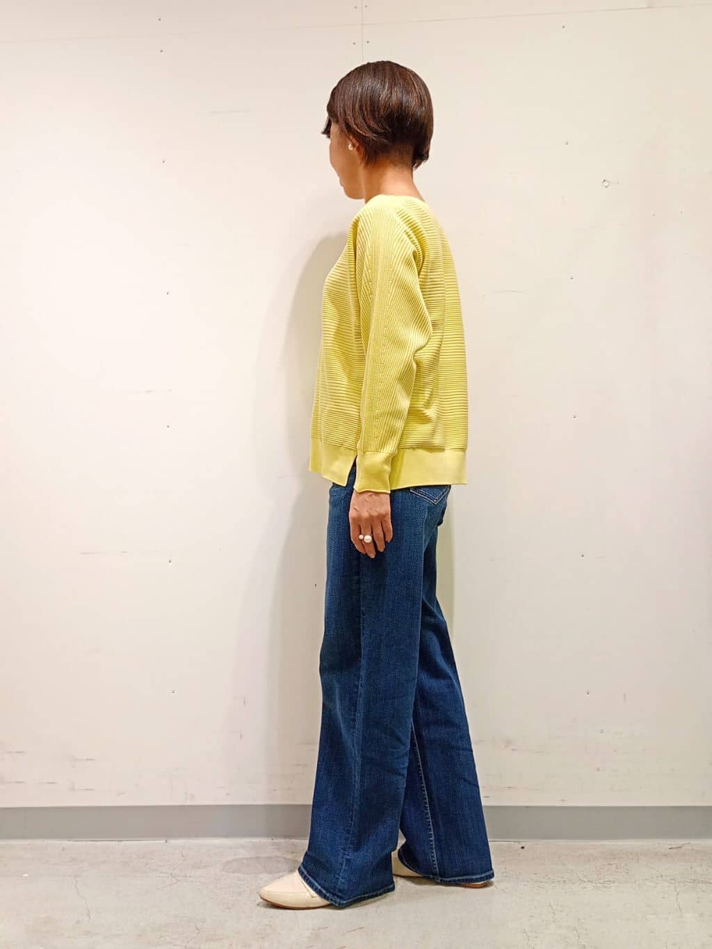 Kさんの「INDIVI｜【洗える／キレイ色】体型カバー無縫製ニット」を使ったコーディネート