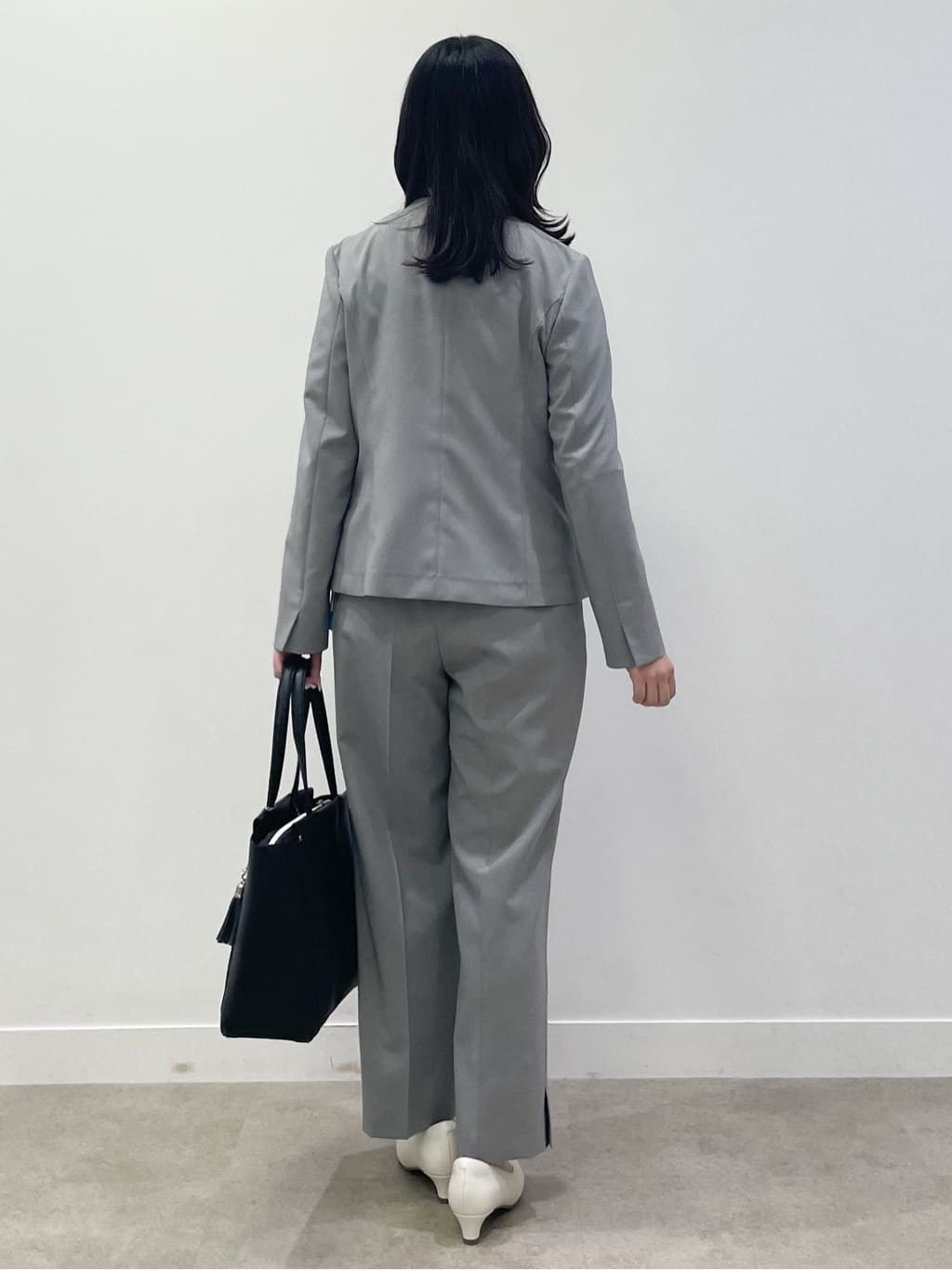 yukariさんの「Reflect｜【吸水速乾／セットアップ可】ノーカラージャケット」を使ったコーディネート