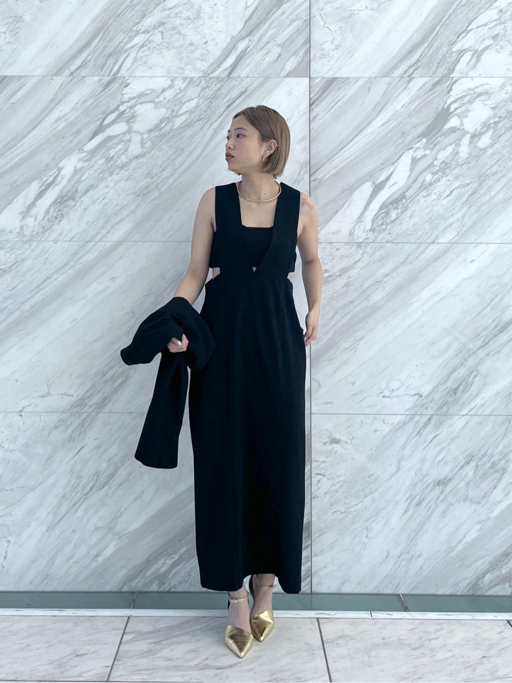 Harukaさんの「INDIVI｜クロップドジャケット」を使ったコーディネート