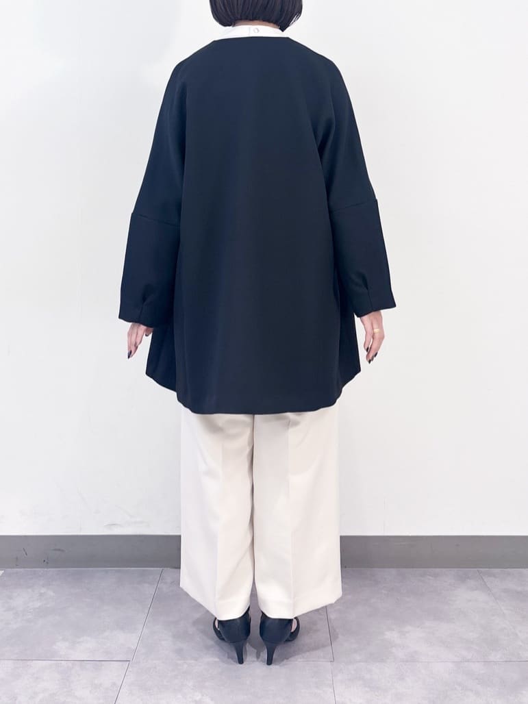 misaさんの「OPAQUE.CLIP｜フラワー刺繍ペプラムブラウス【洗濯機OK】」を使ったコーディネート