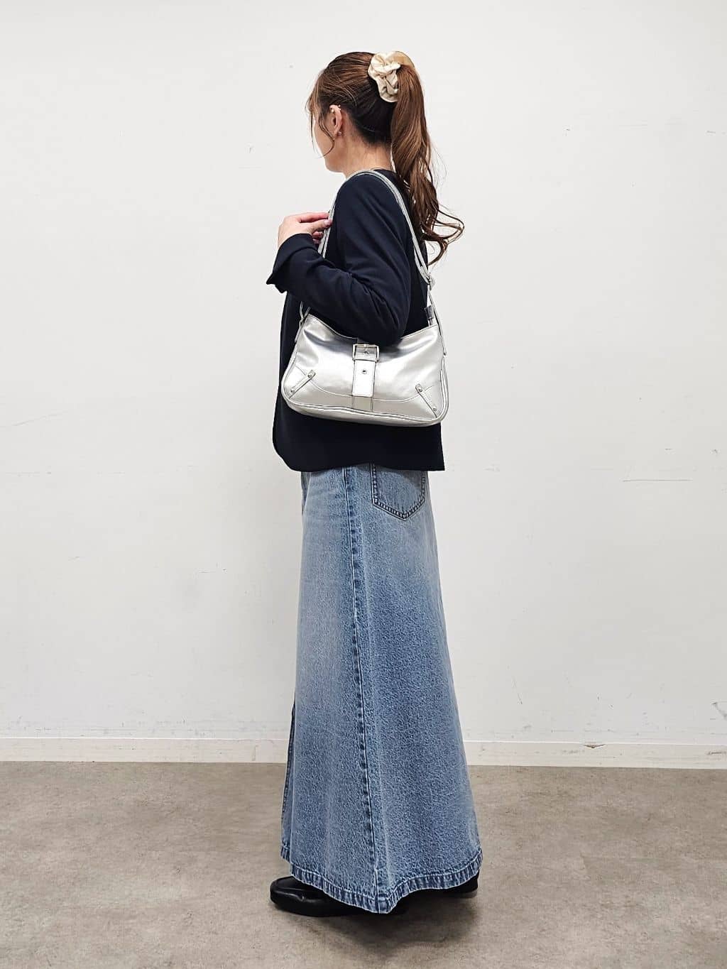 ゆゆさんの「SHOO･LA･RUE｜【洗濯機可/セットアップ可/S-3L】きちんと楽に。カットジョーゼットノーカラージャケット」を使ったコーディネート