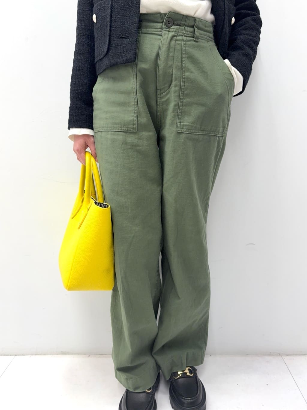 Nishijimaさんの「DRESSTERIOR｜◆ブラックファンシーツイードジャケット」を使ったコーディネート