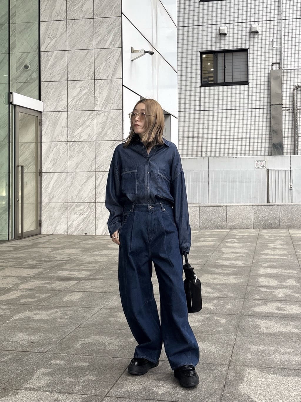 kotakiさんの「INDIVI｜バレルデニムパンツ」を使ったコーディネート