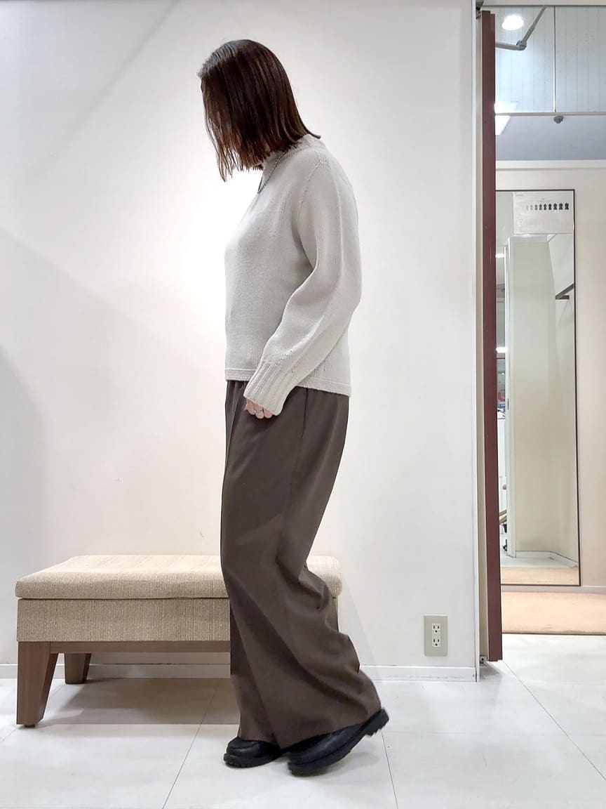 YUIさんの「UNTITLED｜【はっ水機能/フード取り外し可】ミディダウンコート」を使ったコーディネート