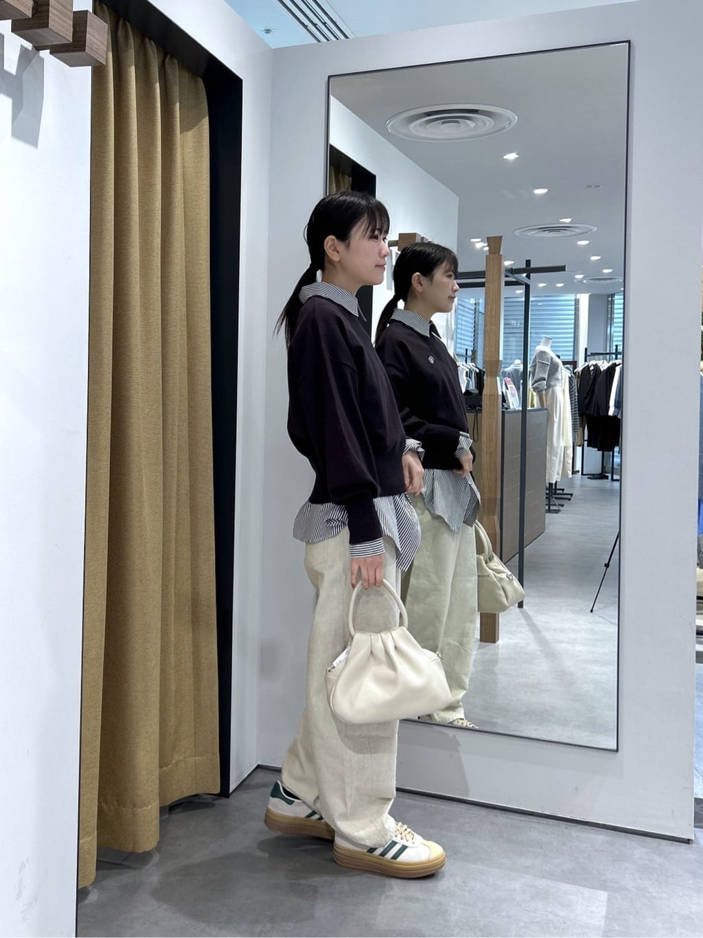Renoさんの「INDIVI｜Timeless｜フォルムロゴニット」を使ったコーディネート