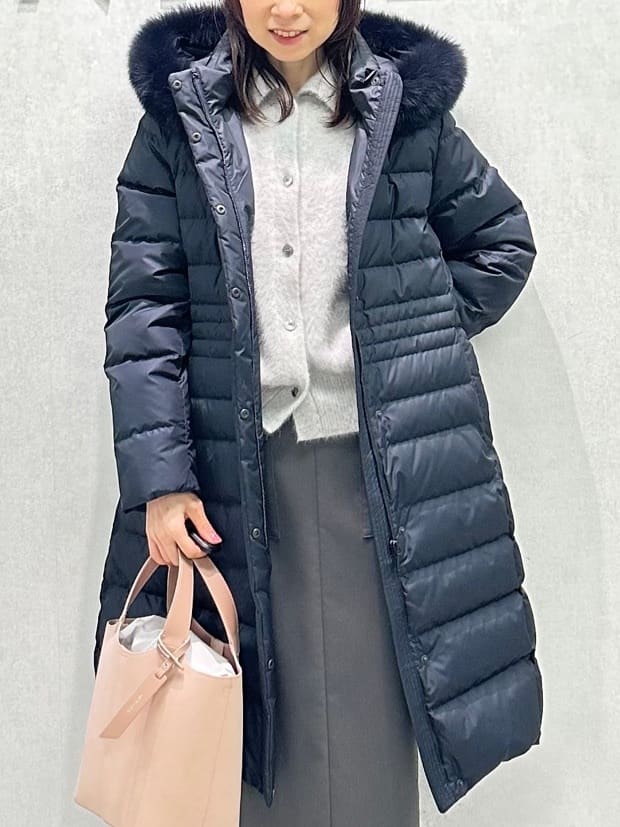 Miwaさんの「UNTITLED｜【はっ水機能/フード取り外し可/防寒】ロングダウンコート」を使ったコーディネート