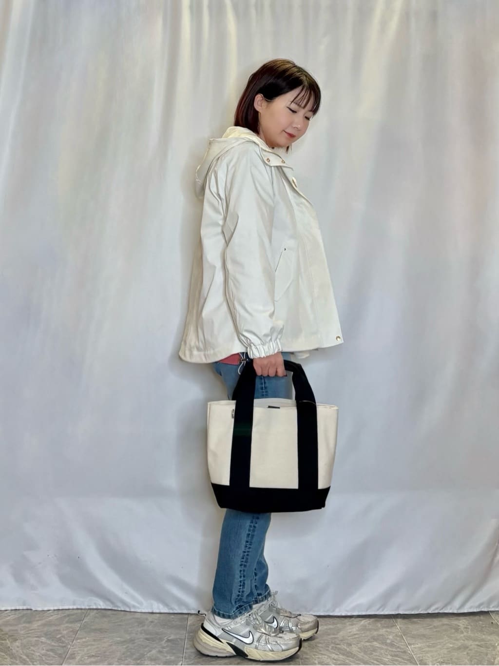 ネリさんの「SHOO･LA･RUE｜【高レビュー/洗濯機可/S-LL】さらに軽くなった スポンディッシュ裾フェイクトップス」を使ったコーディネート