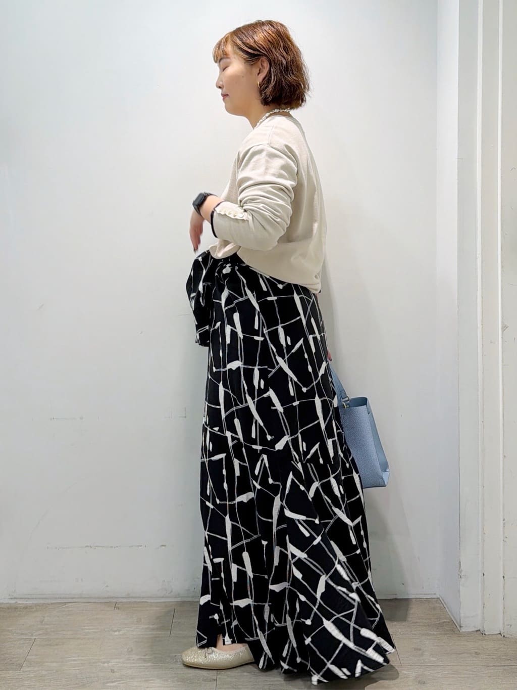 sumicaさんの「OPAQUE.CLIP｜金ボタン使いリラクシーニット【洗濯機OK】」を使ったコーディネート