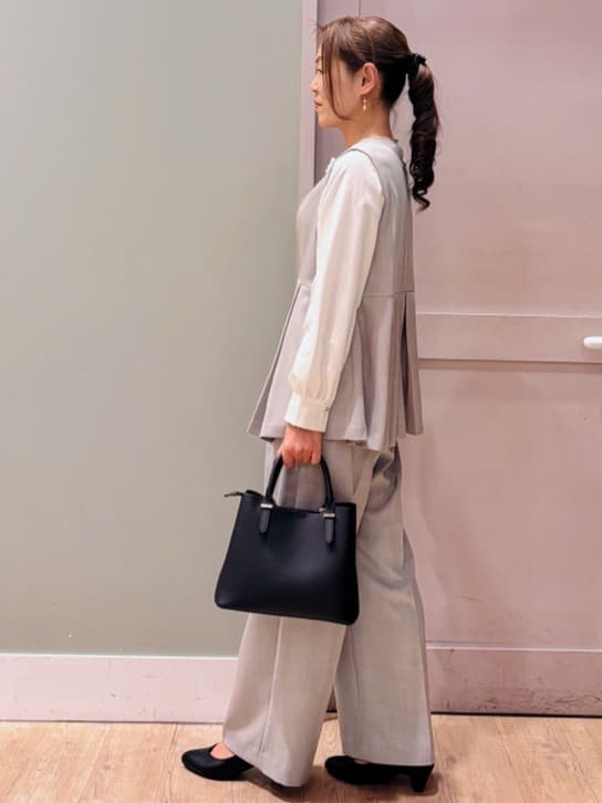 Komi☆さんの「grove｜【マシンウォッシュ/防シワ/S-3L】着回しできるカセット服ワイドパンツ」を使ったコーディネート