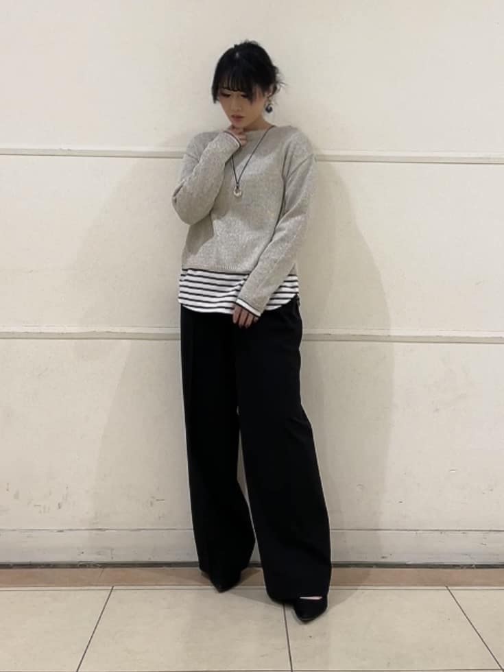 watanabeさんの「UNTITLED｜【洗える/レイヤードTシャツ】ラウンドテールジャージプルオーバー」を使ったコーディネート