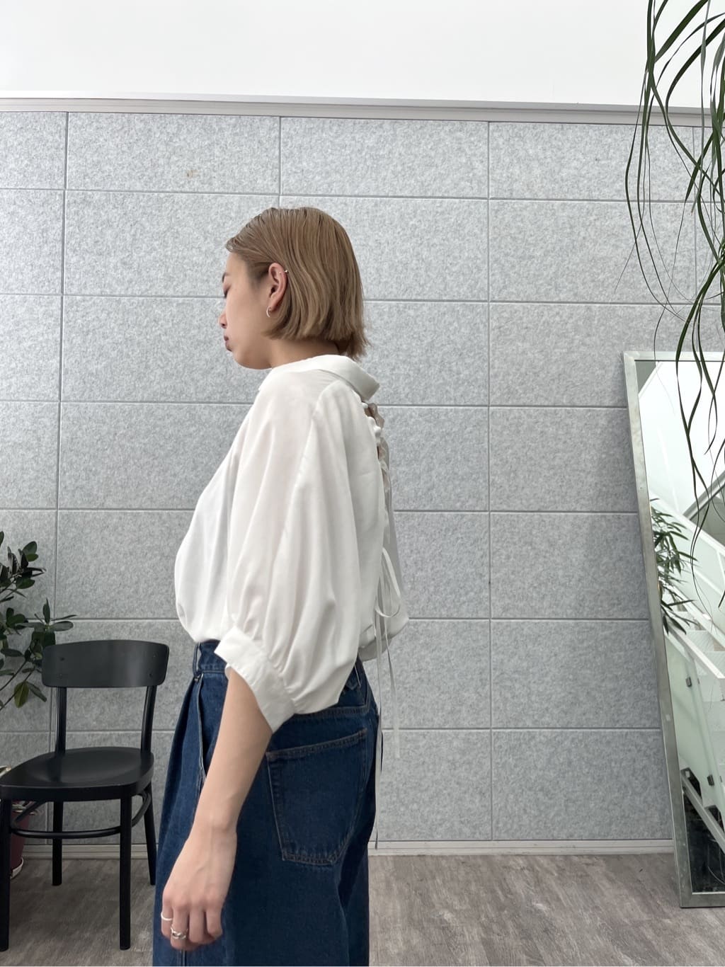 Harukaさんの「INDIVI｜バックドロストブラウス」を使ったコーディネート