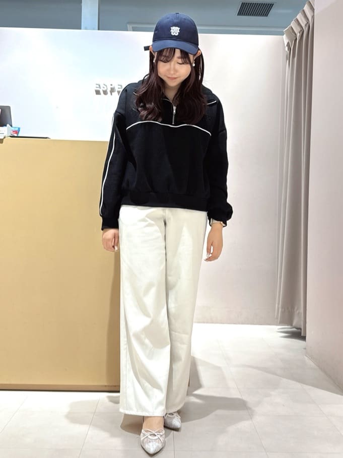neinaさんの「ESPERANZA｜チュールリボンバックストラップパンプス」を使ったコーディネート