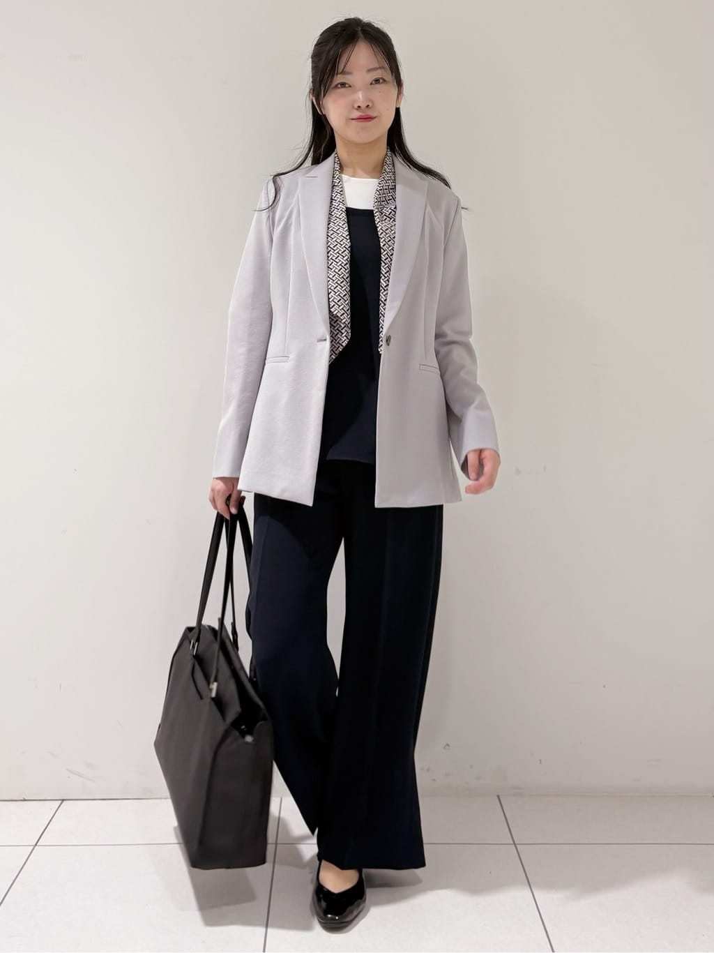 momokoさんの「INDIVI｜【洗える／UVケア／麻調】シングルジャケット」を使ったコーディネート