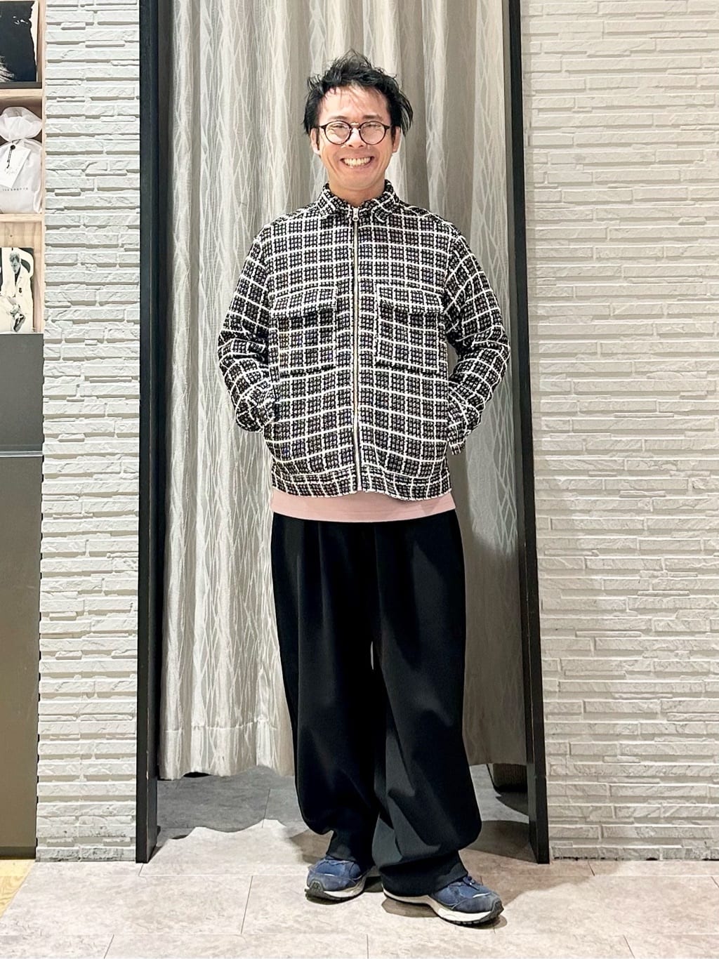 KENJI Iさんの「THE SHOP TK｜【カジュアルに上品さをプラス】変わり織ツイードブルゾン　洗濯機OK」を使ったコーディネート
