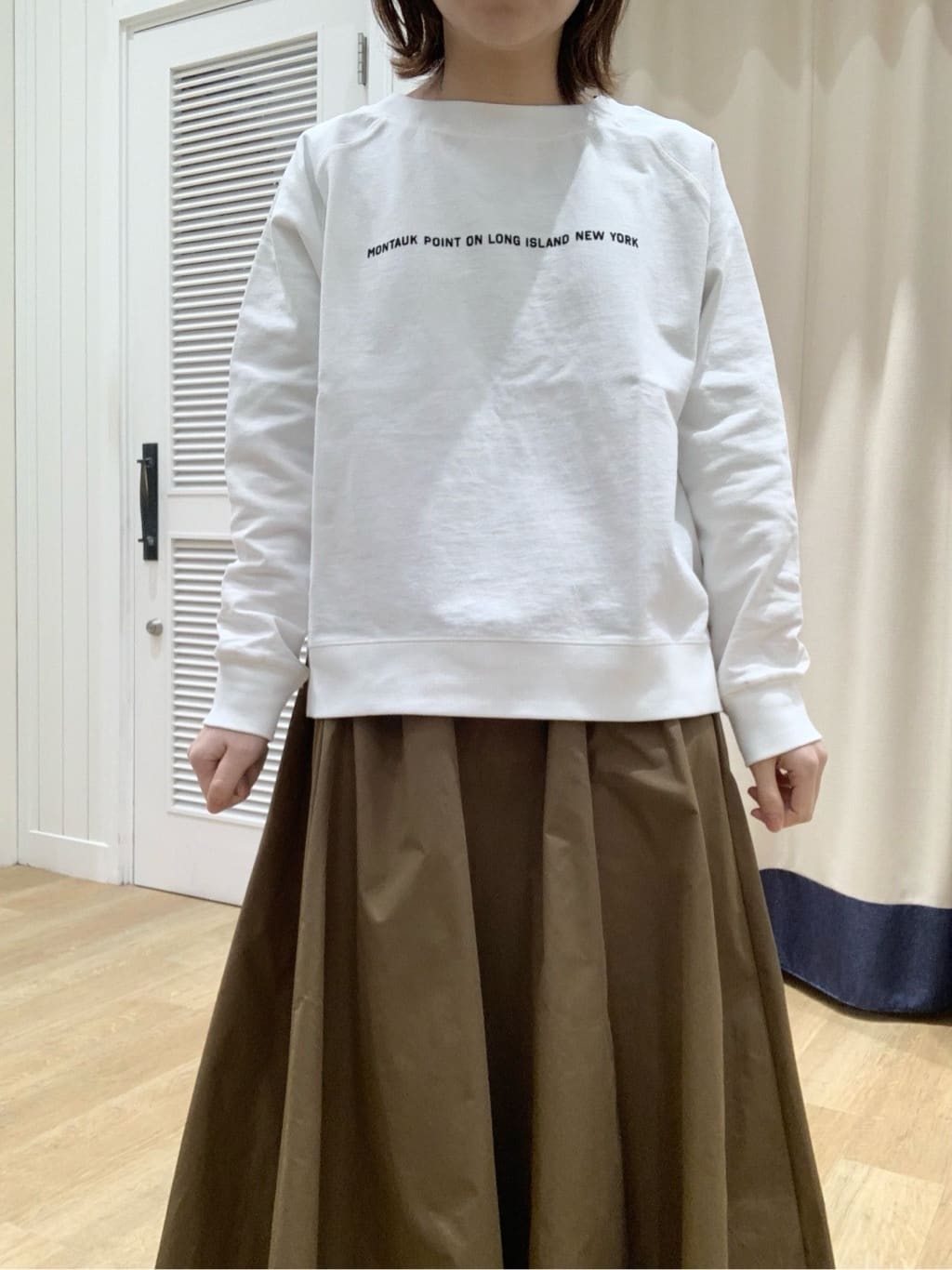 IMARIさんの「Dessin｜【洗える】ラグラン切り替えミニロゴカットソー」を使ったコーディネート