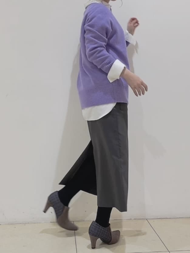 watanabeさんの「UNTITLED｜【重ね着もおすすめ/洗える】ウールカシミヤ クルーネックニット」を使ったコーディネート