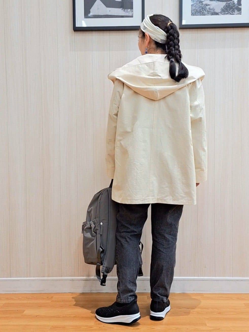 Saoさんの「SHOO･LA･RUE｜【防花粉/洗濯機可/S-LL】ゆったり着られる 大人のテントフーディージャケット」を使ったコーディネート