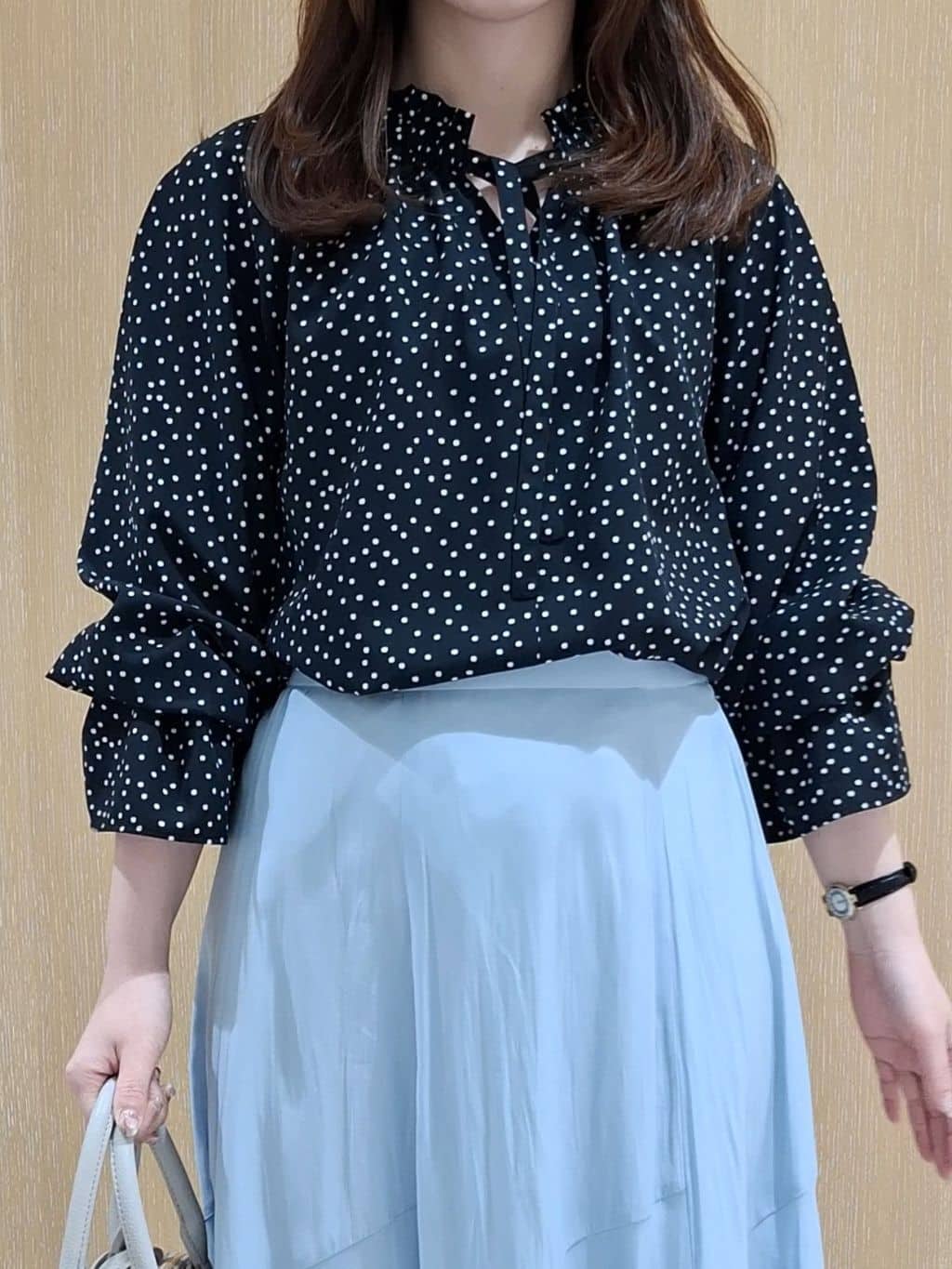 YuKaRiさんの「UNTITLED｜【定番人気/はっ水/洗える】タスランショートトレンチコート」を使ったコーディネート