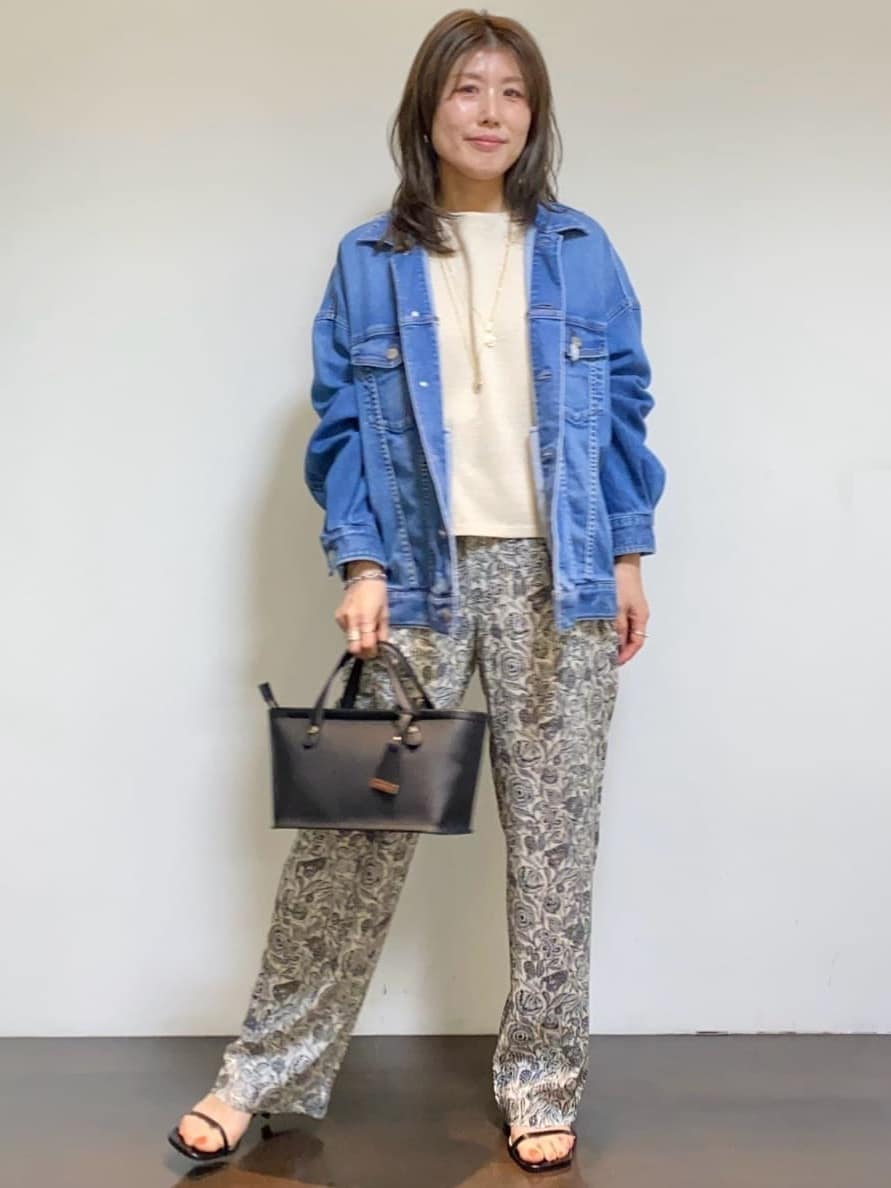 tomoさんの「UNTITLED｜◆【洗える/光沢感】ファンシーヤーンニット」を使ったコーディネート