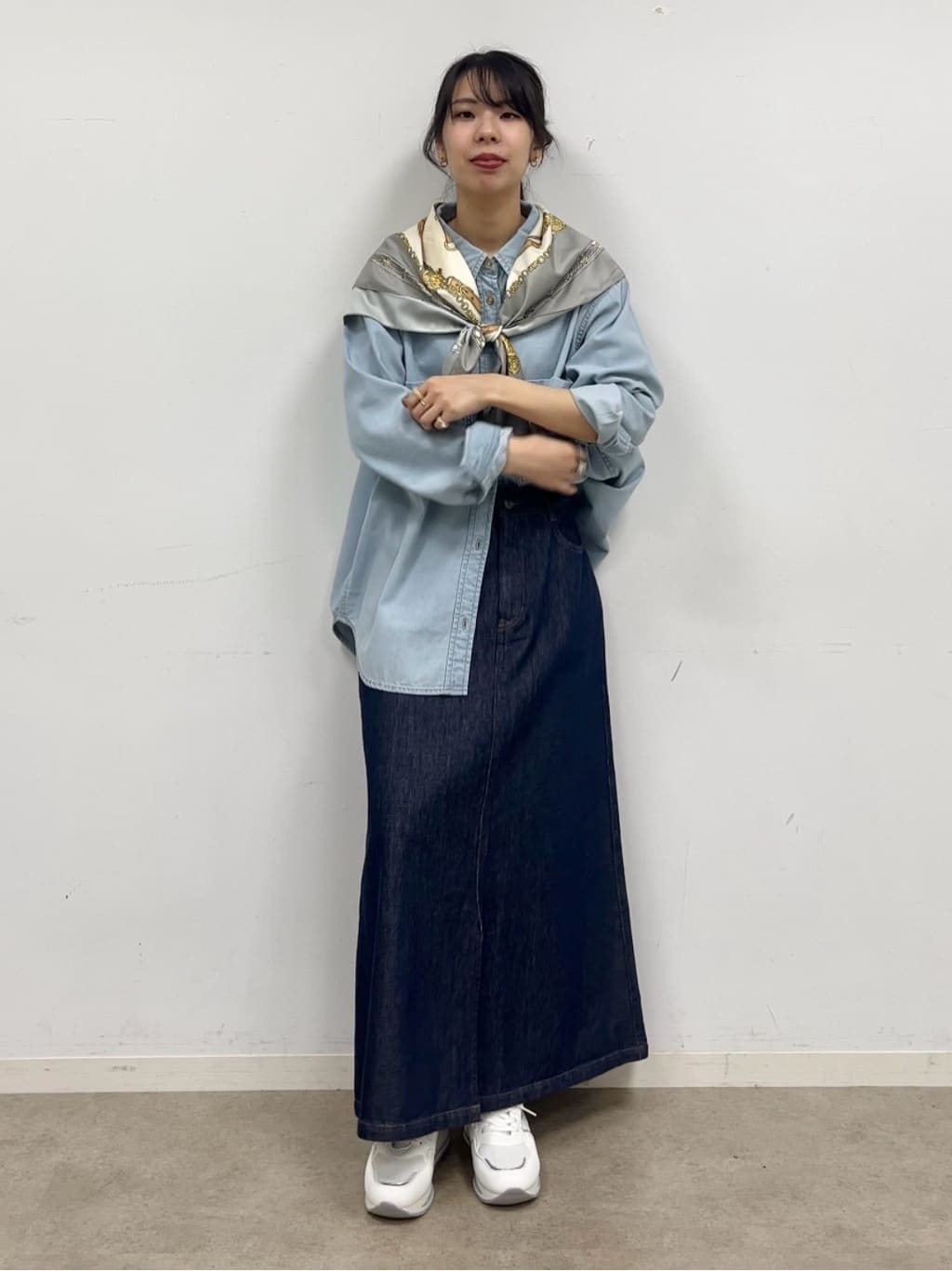 cotaniさんの「SHOO･LA･RUE｜【SHOO・LA・RUE DENIM】シンプルだから使いやすい Aラインスカート」を使ったコーディネート