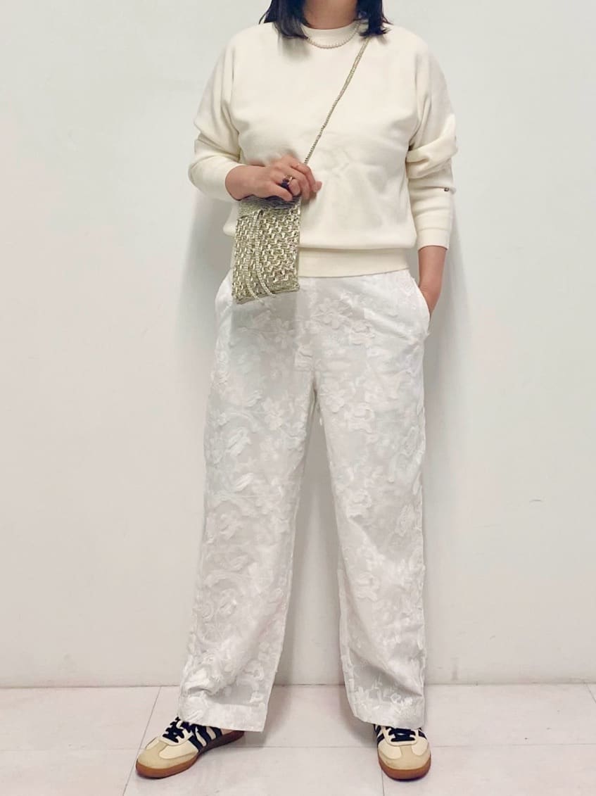 Sawaguchiさんの「DRESSTERIOR｜【ウォッシャブル/ウエストゴム】コットンエンブロイダリー イージーパンツ」を使ったコーディネート