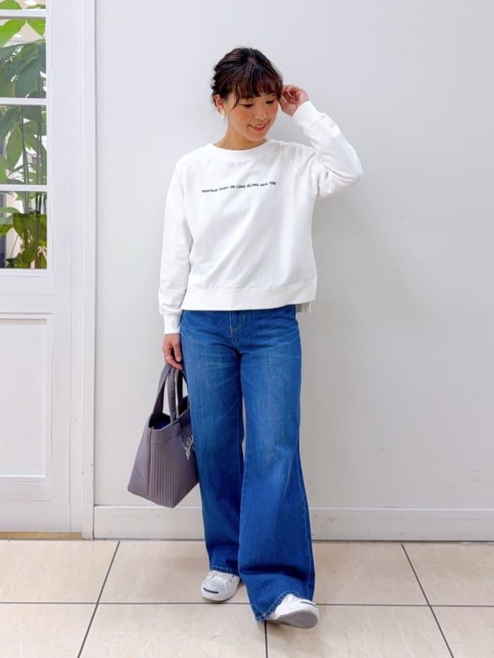 Osawaさんの「Dessin｜【洗える】ラグラン切り替えミニロゴカットソー」を使ったコーディネート