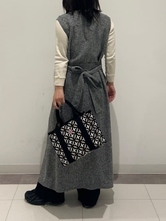 とりみさんの「DRESSTERIOR｜【ウォッシャブル/撥水素材】撥水ツイル マウンテンパーカー」を使ったコーディネート