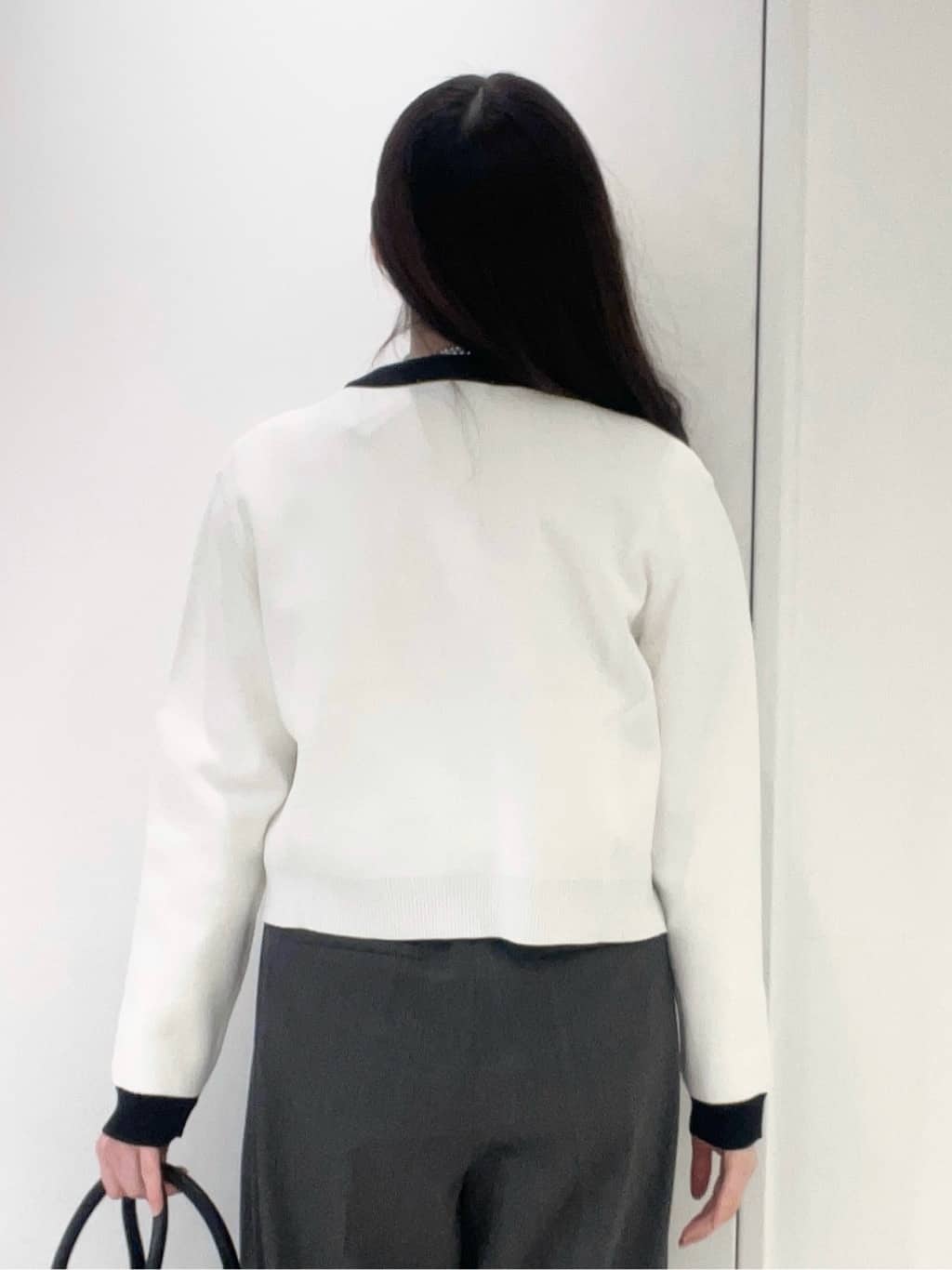 moeさんの「UNTITLED｜【洗える/ウエスト後ろゴム】ウール混　タックワイドパンツ」を使ったコーディネート