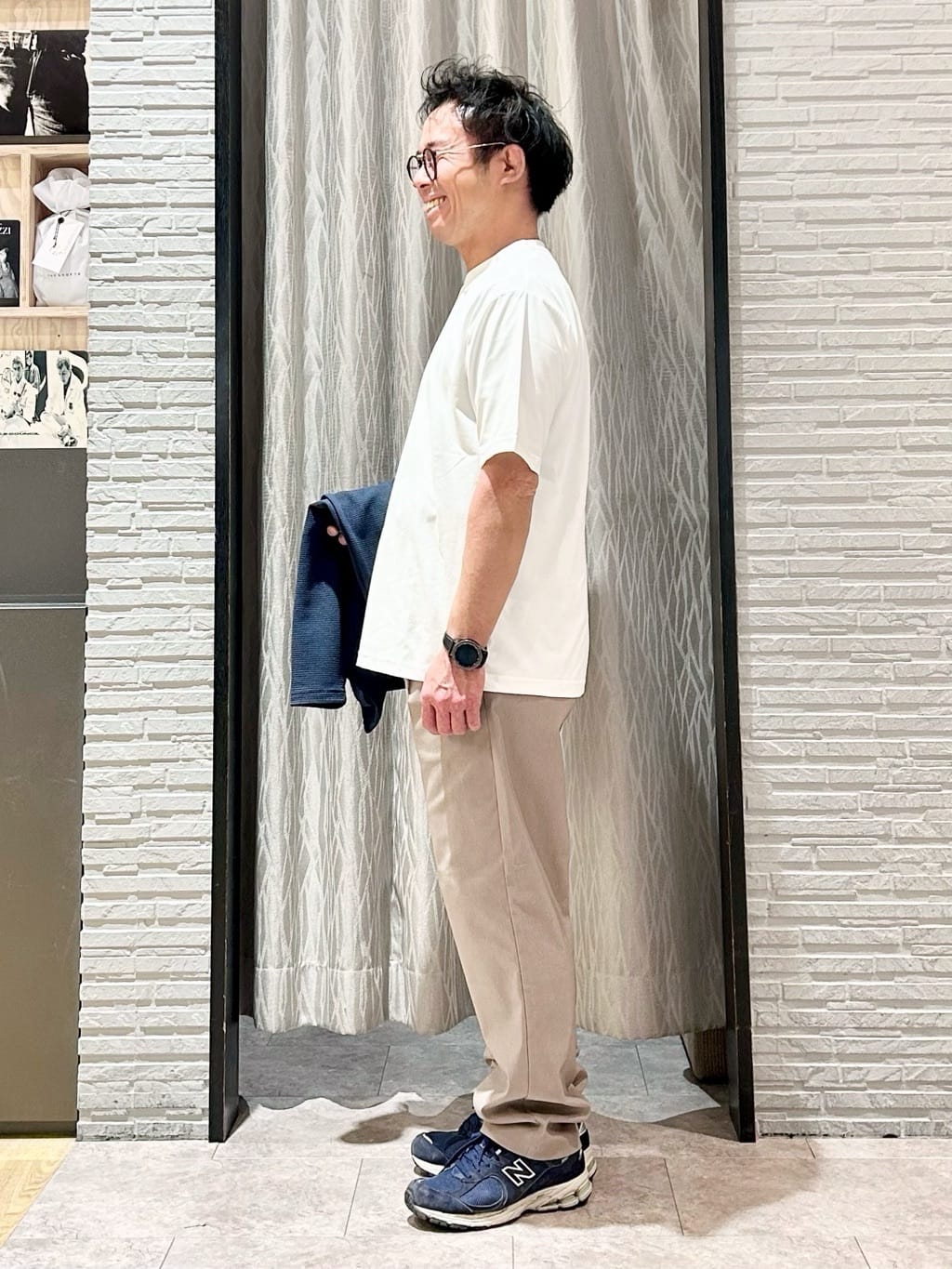 KENJI Iさんの「THE SHOP TK｜【2点セット】カーディガン＋半袖Tシャツ 洗濯機OK」を使ったコーディネート