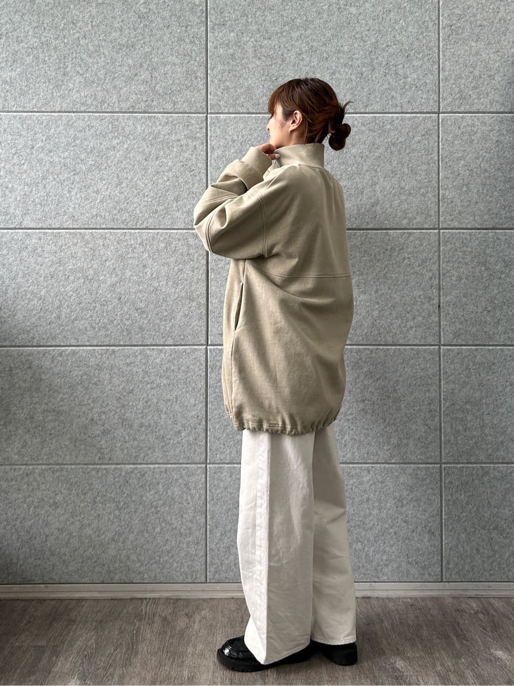 harunaさんの「CODE A｜half zip sweat mini dress」を使ったコーディネート