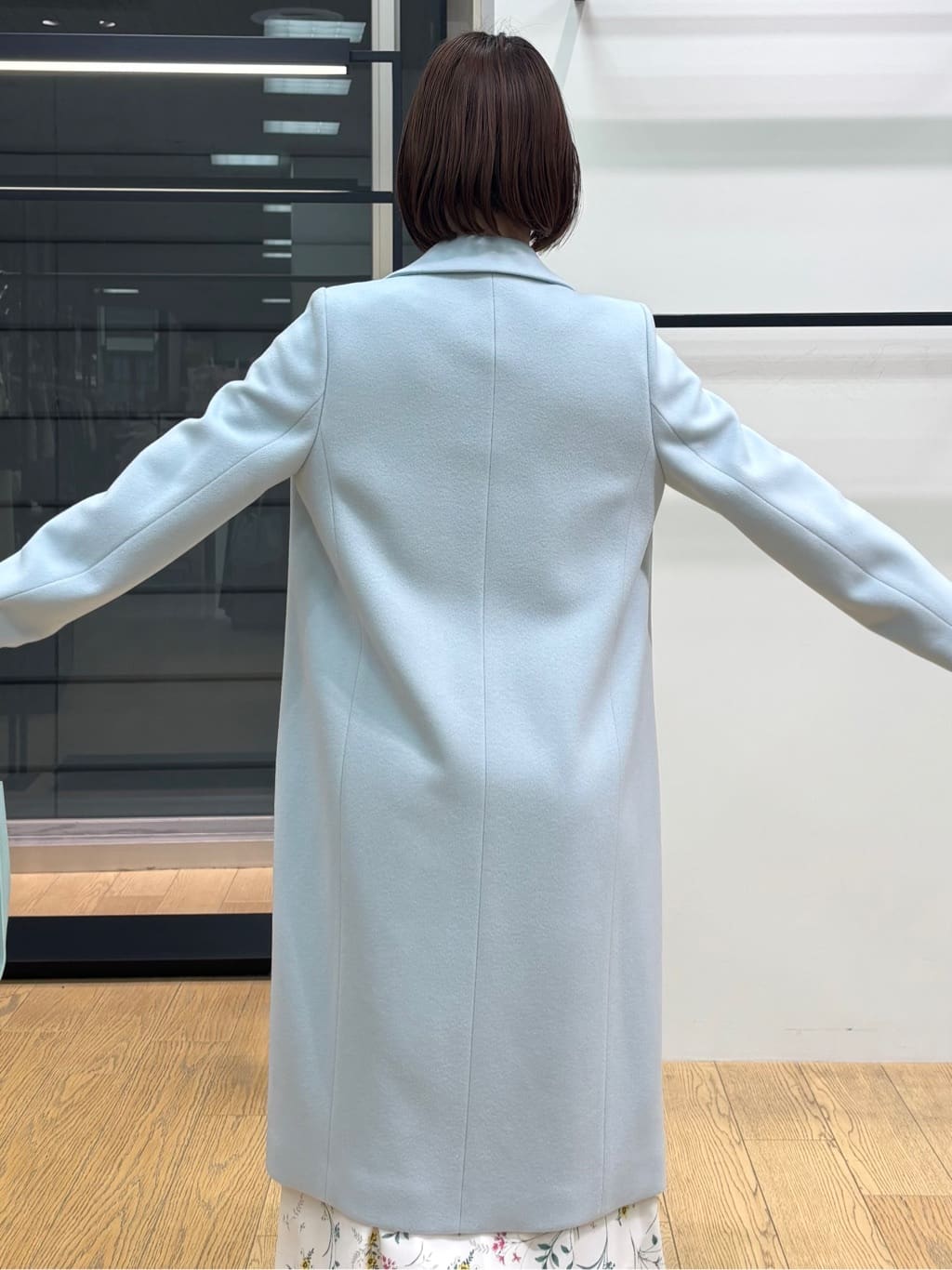 asamiさんの「INDIVI｜【SETUP可能】モダンフラワー柄フレアスカート」を使ったコーディネート