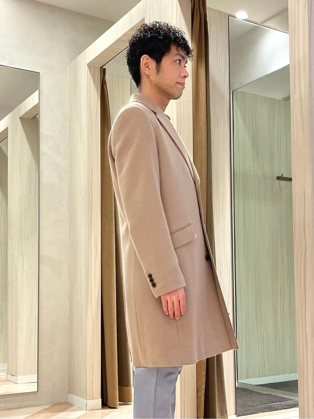 URAさんの「TAKEO KIKUCHI｜【全7サイズ&times;8色展開！】トップマルチヘリンボン パンツ」を使ったコーディネート