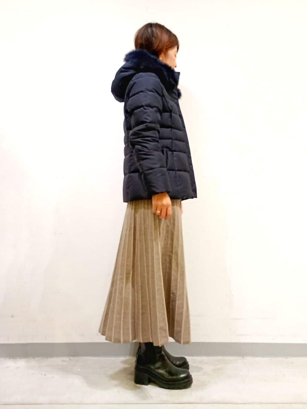 Kさんの「INDIVI｜【名品／撥水／抗菌防臭】ショート丈リサイクルダウンコート」を使ったコーディネート
