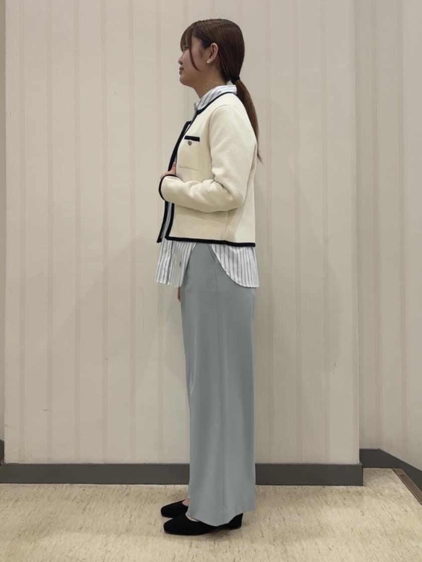 ちひさんの「INDIVI｜【2WAY／洗える】ラメストライプ コットン混シャツ」を使ったコーディネート