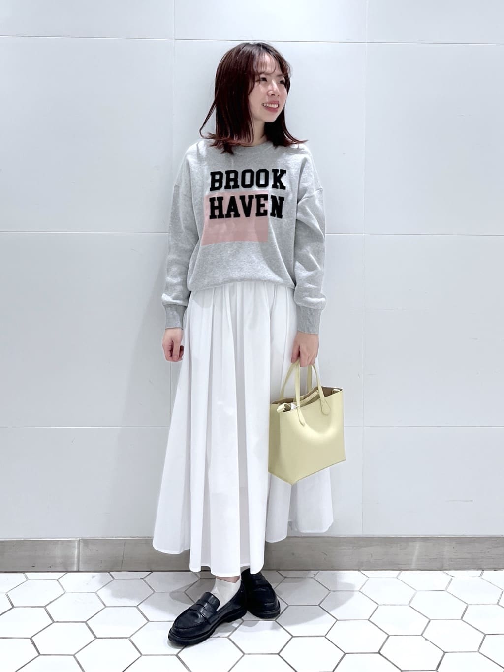 Makinoさんの「Dessin｜【花粉ガード/撥水加工/洗える】ステンカラースプリングコート」を使ったコーディネート