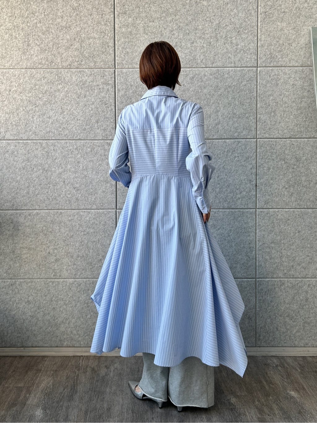 harunaさんの「CODE A｜stripe shirt dress」を使ったコーディネート