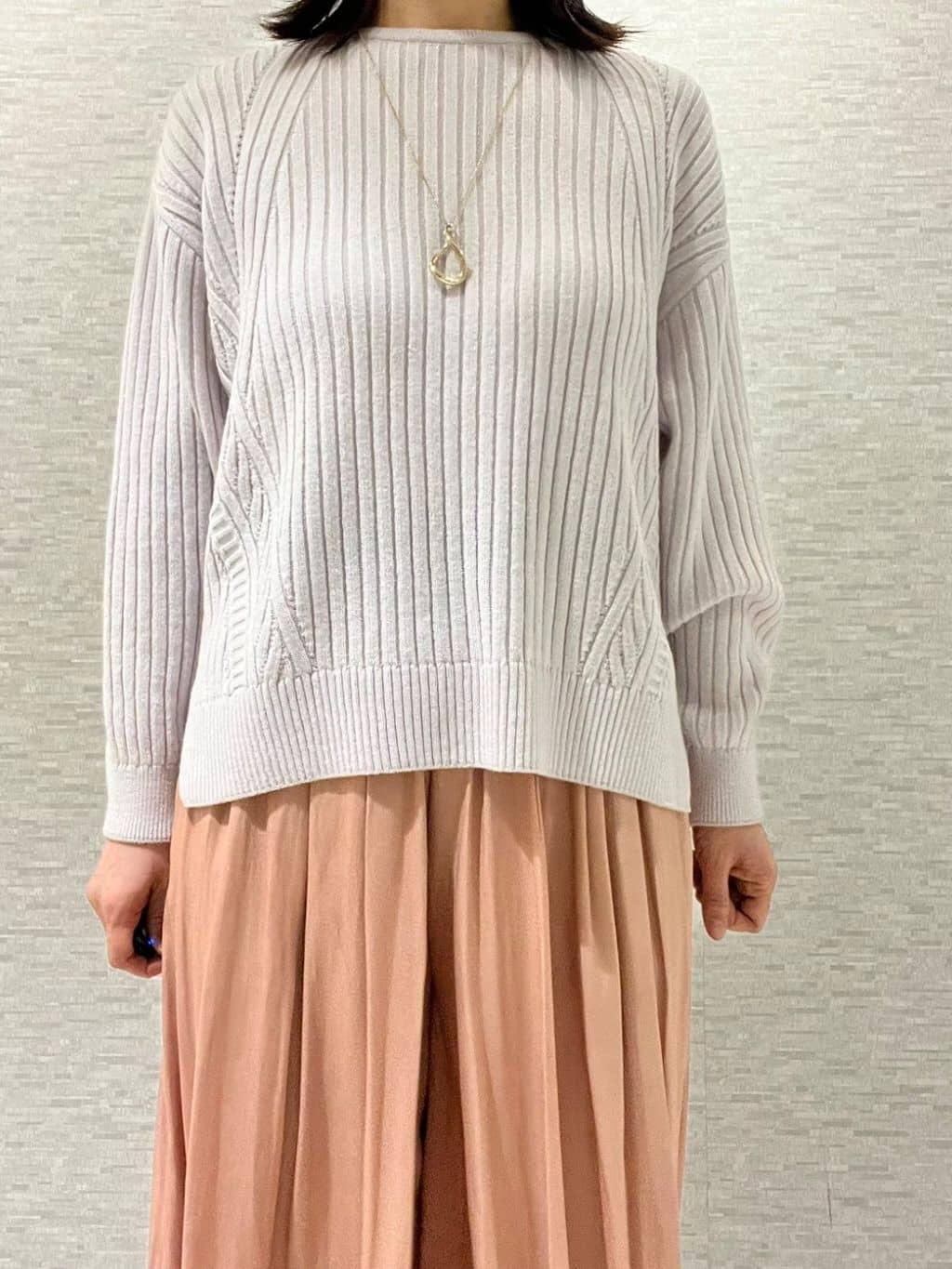 marikoさんの「Reflect｜【ゆったり着られる◎】ワイドリブニットプルオーバー」を使ったコーディネート