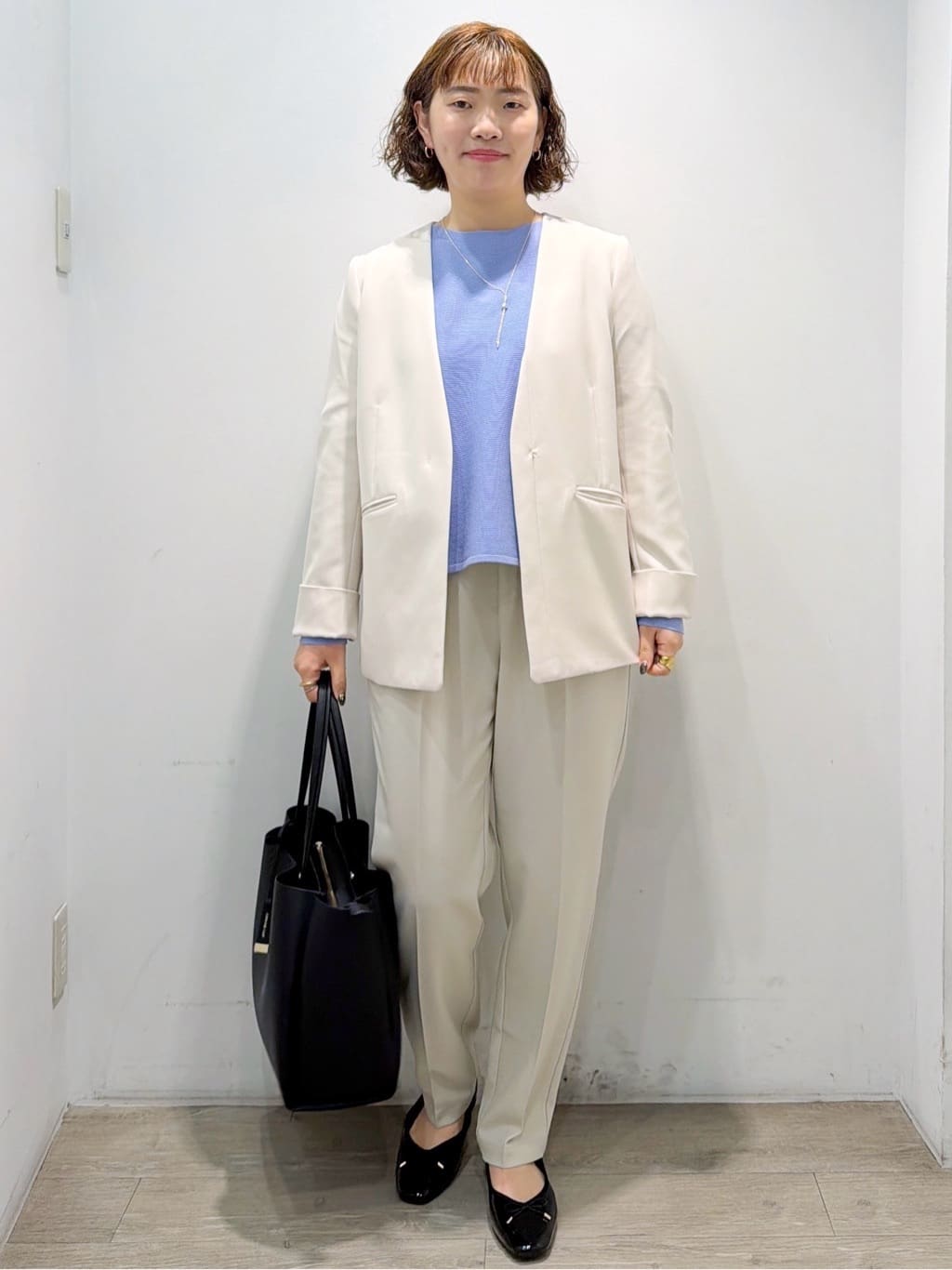 sumicaさんの「OPAQUE.CLIP｜《通勤／セットアップ対応》 Vネックジャケット／ダブルクロス【洗濯機OK】」を使ったコーディネート