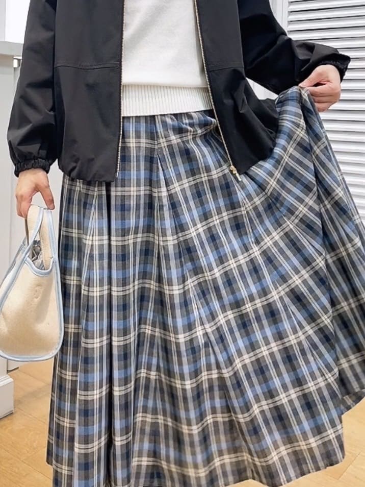 Hamaさんの「Dessin｜【洗える】コットンVネックニット」を使ったコーディネート