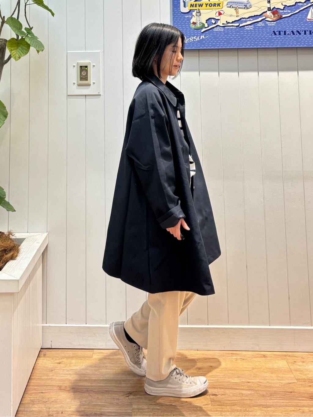 OKADAさんの「Dessin｜【花粉ガード/撥水加工/洗える】ステンカラースプリングコート」を使ったコーディネート