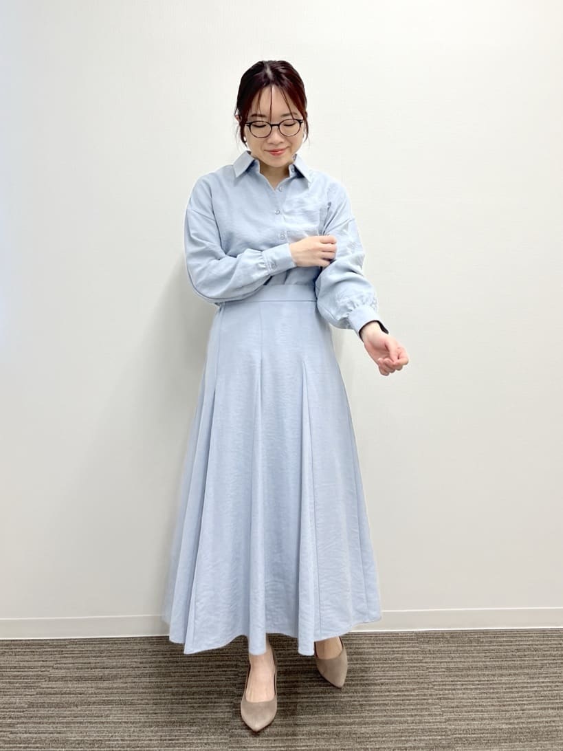 saoriさんの「【セットアップ可】サテンピーチシャツ」を使ったコーディネート