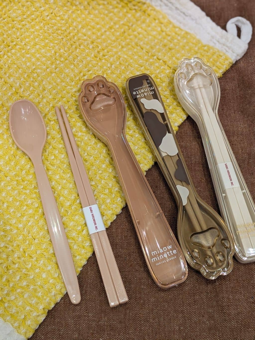 きのこさんの「212 KITCHEN STORE｜にゃお にくきゅうコンビセット W」を使ったコーディネート
