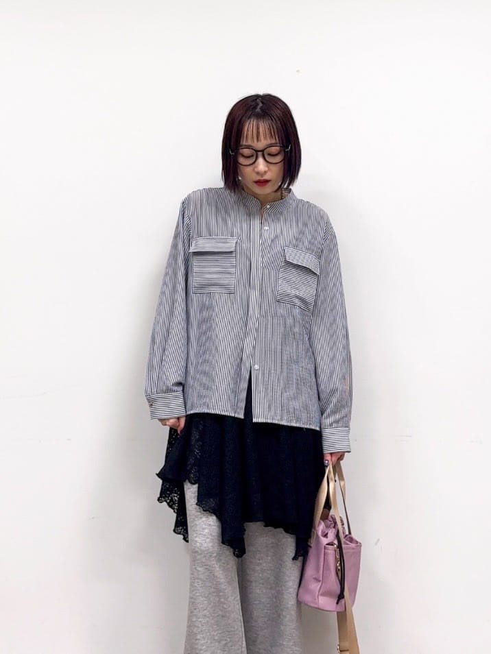 𝐜𝐡𝐢𝐤𝐚さんの「SHOO･LA･RUE｜【セットアップ可/S-LL/なめらかタッチ】こなれた着こなしに ダブルウエスト レイヤードパンツ」を使ったコーディネート