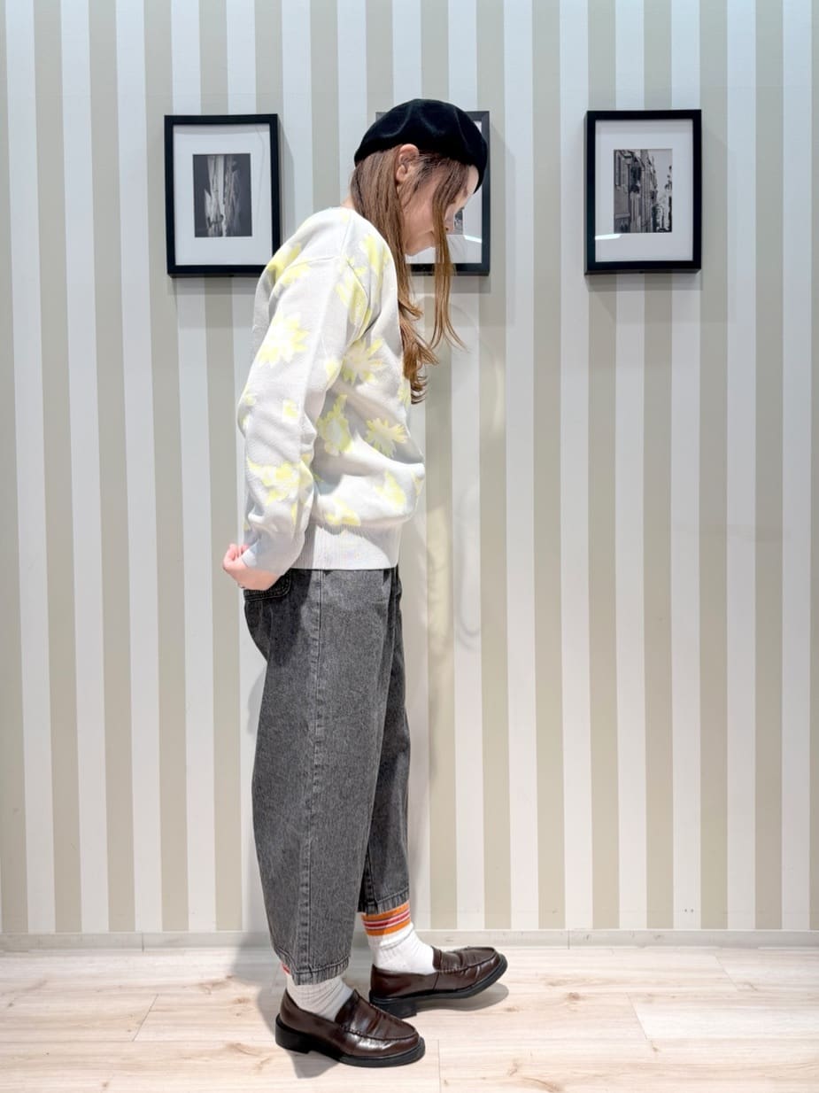 MIYUKIさんの「SHOO･LA･RUE｜【洗濯機可/S-LL】ゆるシルエット 甘すぎない　大人の花柄もちもちニット」を使ったコーディネート
