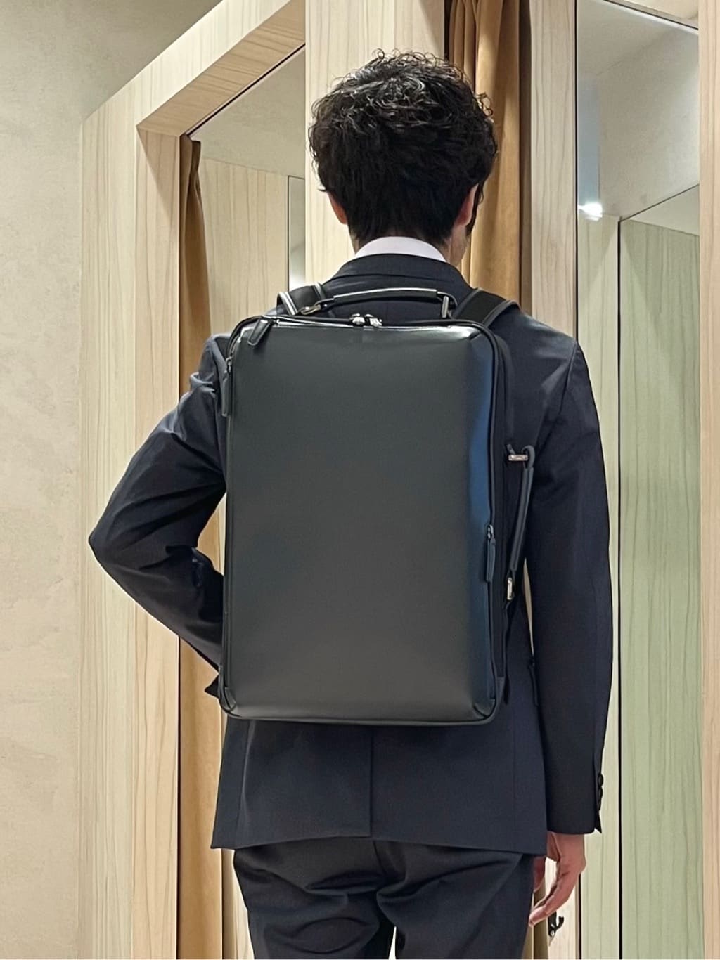 URAさんの「TAKEO KIKUCHI｜【360&deg;ストレッチ／軽量】None Of Stress ライト ジャケット（セットアップ対応）」を使ったコーディネート