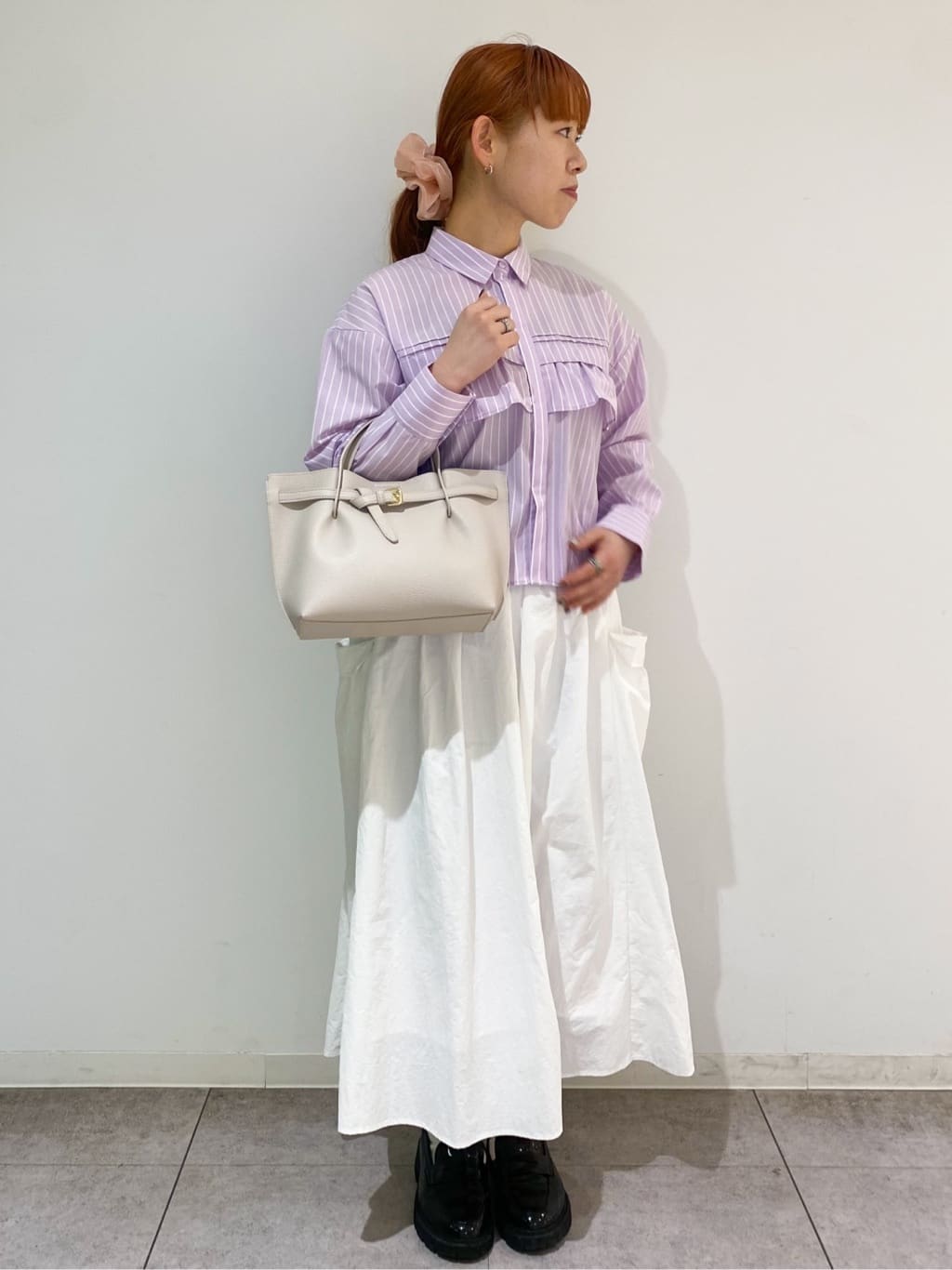 mayuさんの「OPAQUE.CLIP｜タックフリルシャツ【洗濯機OK】」を使ったコーディネート