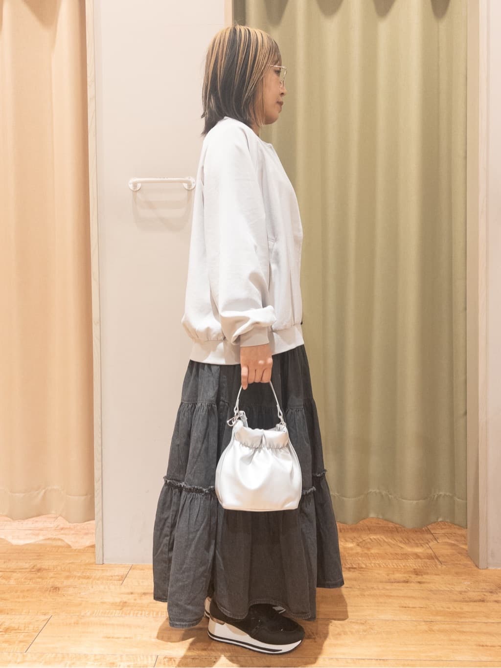 Kawa-sanさんの「SHOO･LA･RUE｜【洗濯機可/S-LL】さらっと快適　麻調ゆるリブブルゾン」を使ったコーディネート