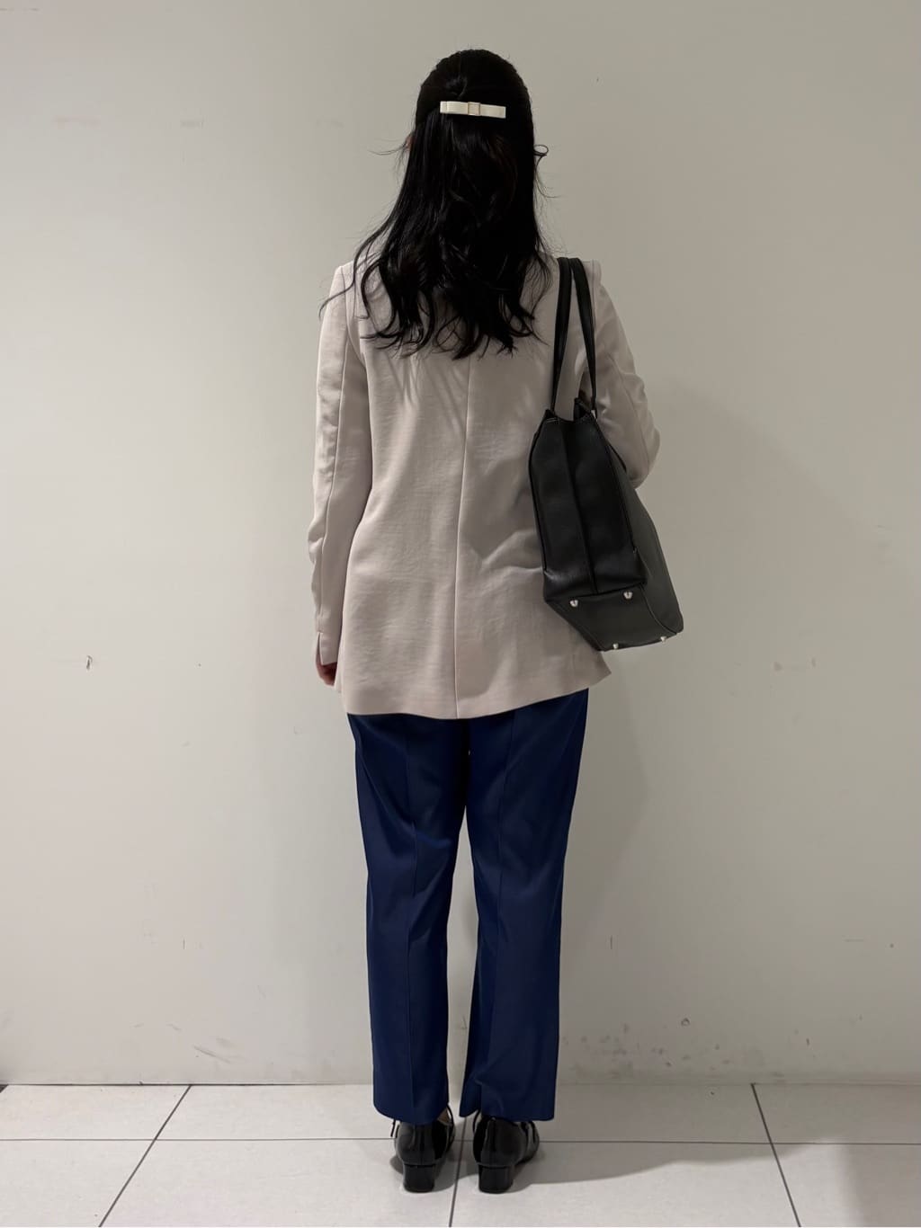 momokoさんの「INDIVI｜【洗える／多機能／SETUP可】着る日傘ダブルジャケット」を使ったコーディネート