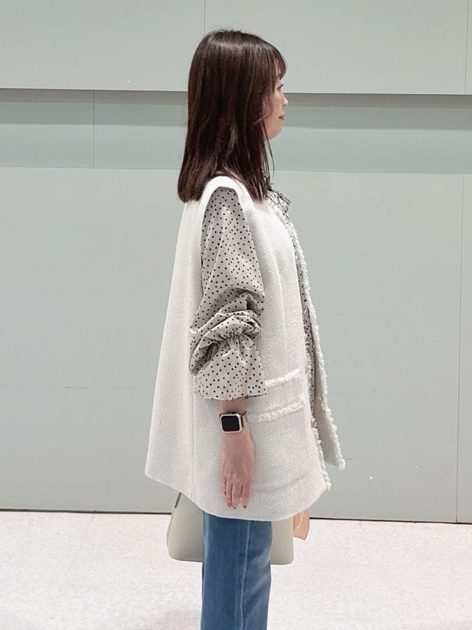 makiさんの「UNTITLED｜【オンオフ使える】スラブツイード ジレ」を使ったコーディネート